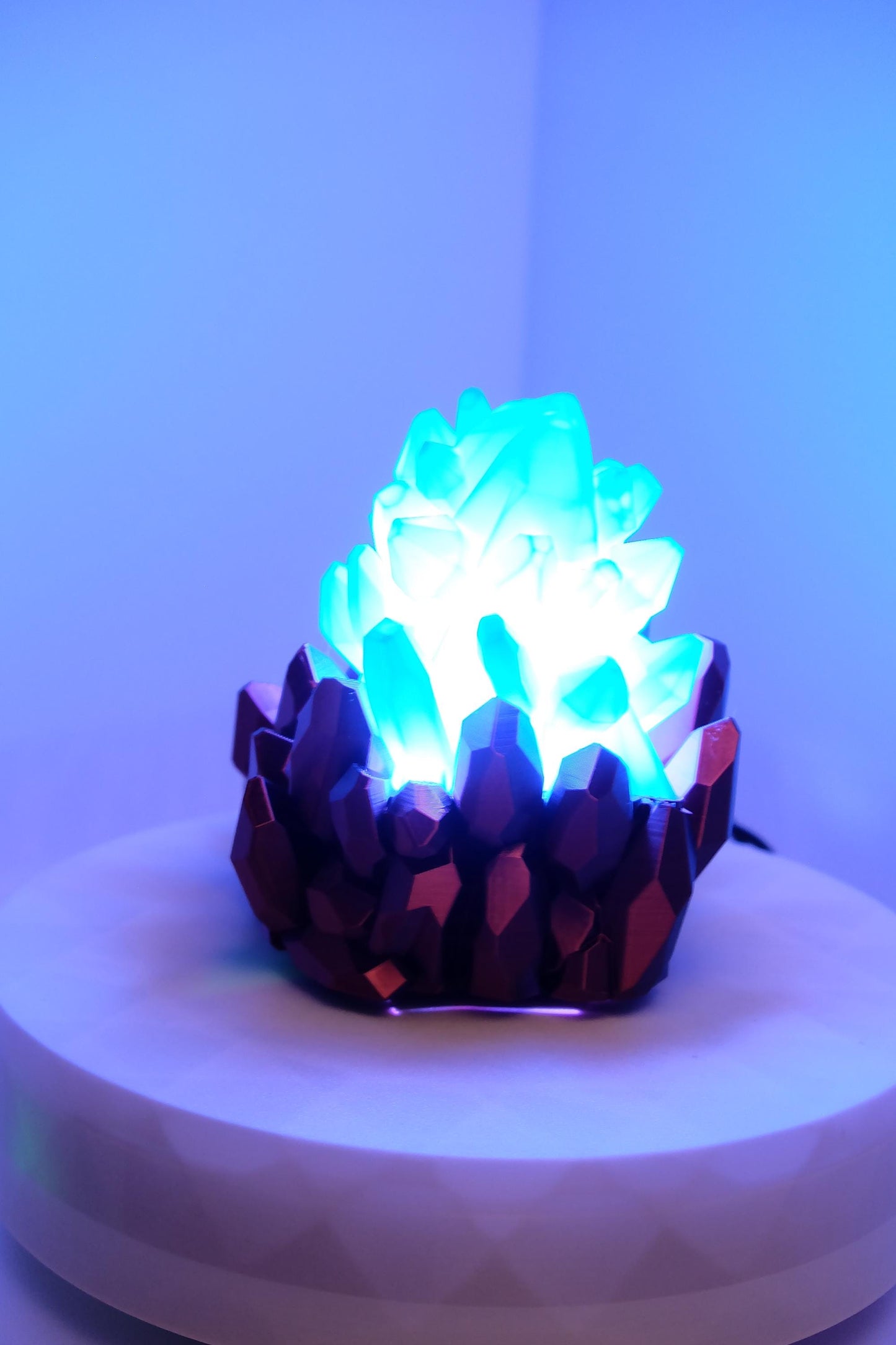 Energon Crystal Lamp – Transformers Inspired LED Night Light, Sci-Fi Desk Lamp, Glowing Crystal Light, Gaming Decor, Cyberpunk Lamp